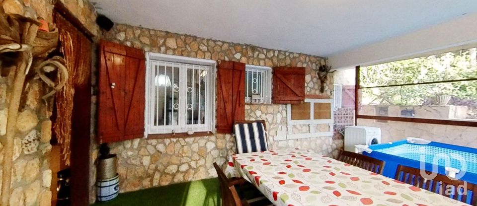 Lodge 5 bedrooms of 200 m² in Rodonya (43812)