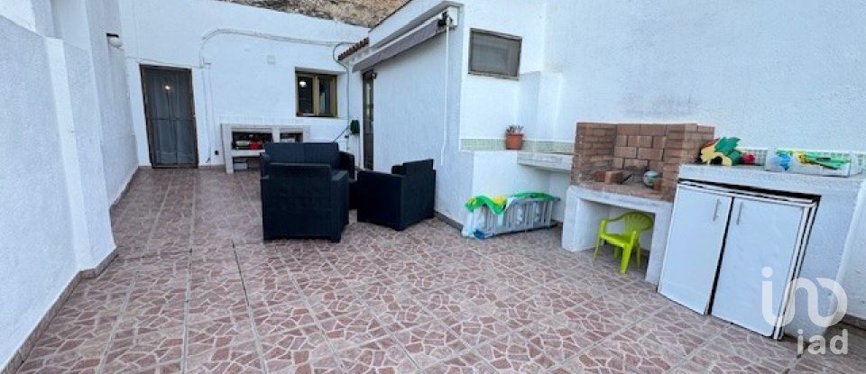 House 4 bedrooms of 172 m² in Mont-Roig del Camp (43300)