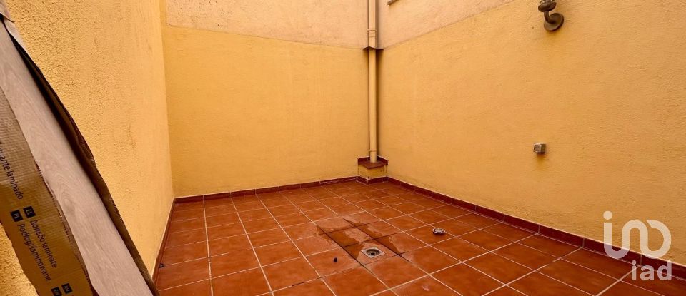 Block of flats 3 bedrooms of 80 m² in Badalona (08915)