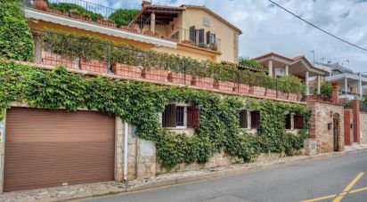 Gîte 5 chambres de 240 m² à Platja d'Aro (17250)