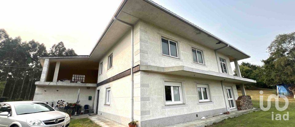 House 2 bedrooms of 461 m² in Naraio (15576)