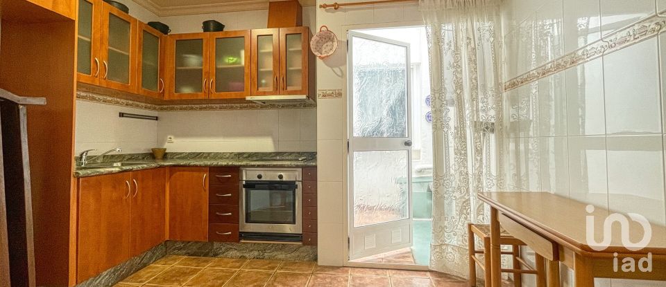 House 3 bedrooms of 197 m² in Pego (03780)