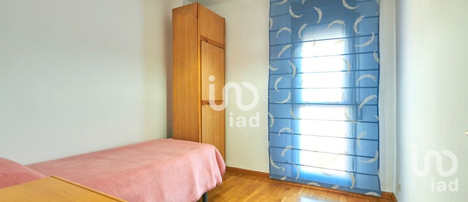 Pis 3 habitacions de 73 m² a Esplugues de Llobregat (08950)