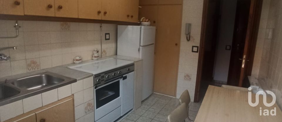 Appartement 3 chambres de 69 m² à Hospital de Órbigo (24286)