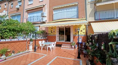 House 4 bedrooms of 208 m² in Badalona (08915)