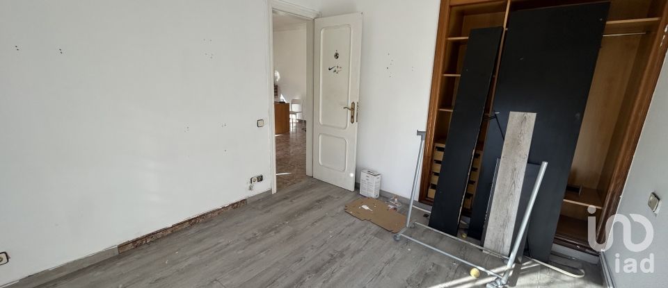 Xalet 5 habitacions de 181 m² a Castelldefels (08860)