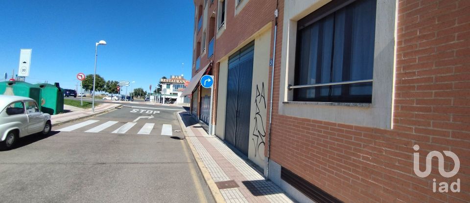 Tienda / local comercial de 71 m² en Castellanos de Moriscos (37439)