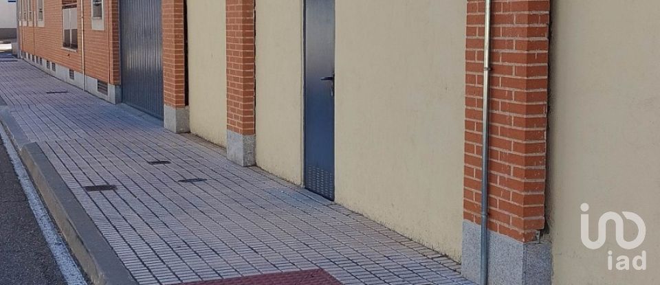 Botiga / Local comercial de 71 m² a Castellanos de Moriscos (37439)