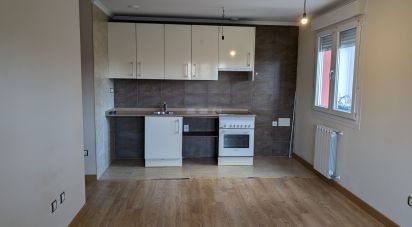 Pis 1 habitació de 58 m² a Lugones (33420)