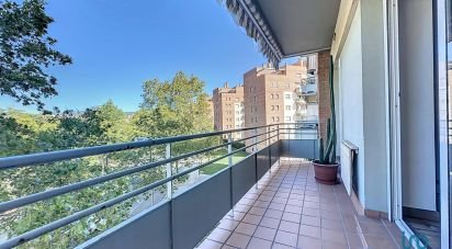 Pis 3 habitacions de 95 m² a Terrassa (08227)