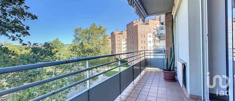 Pis 3 habitacions de 73 m² a Terrassa (08227)