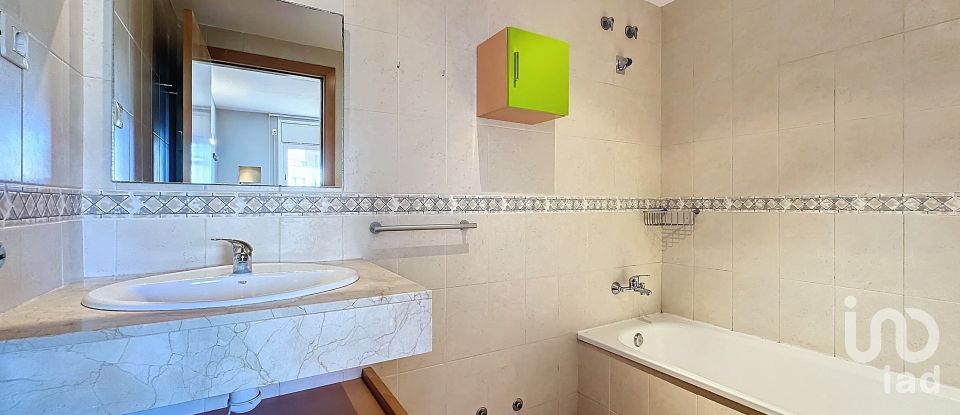 Apartment 3 bedrooms of 95 m² in Terrassa (08227)