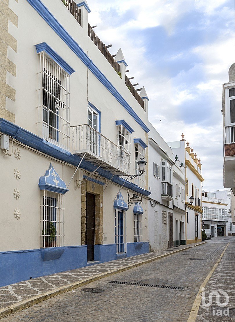 Maison 10 chambres de 374 m² à Chiclana de la Frontera (11130)