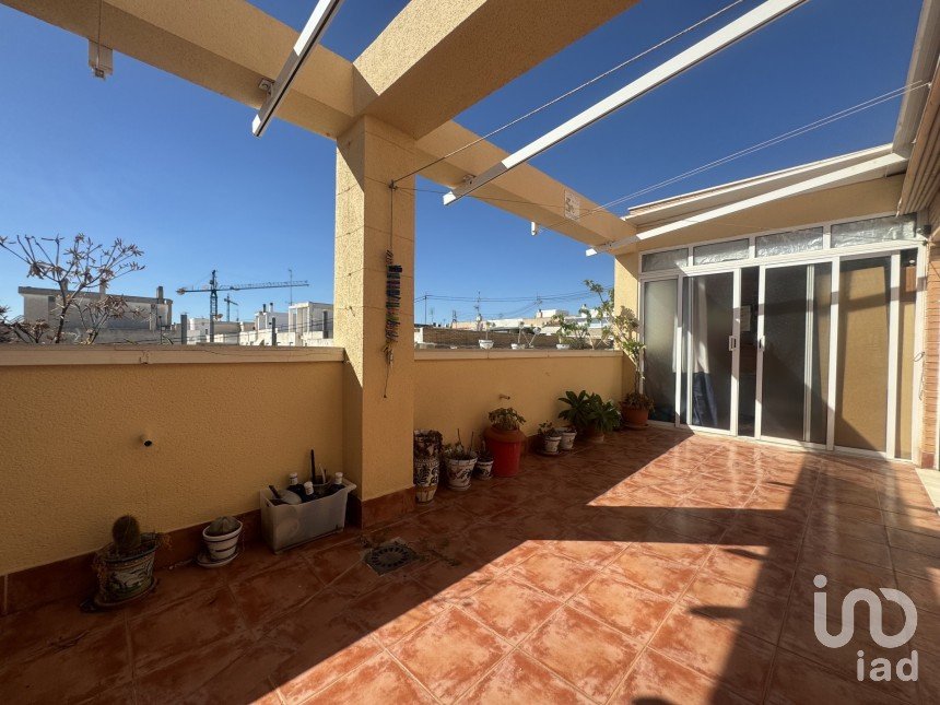 Pis 3 habitacions de 200 m² a Alicante/Alacant (03007)