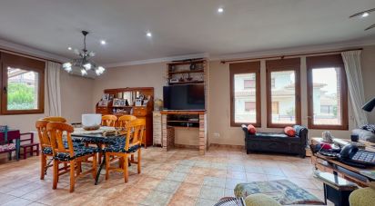 Maison 4 chambres de 132 m² à Dénia (03700)