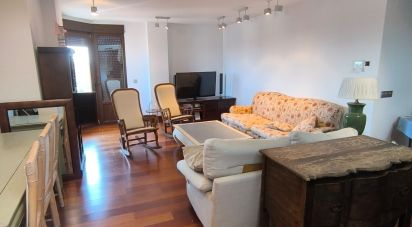 Duplex 2 bedrooms of 112 m² in Valencia de Don Juan (24200)