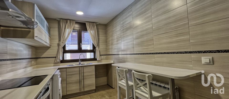 Maison 4 chambres de 215 m² à Alcalá de la Selva (44432)