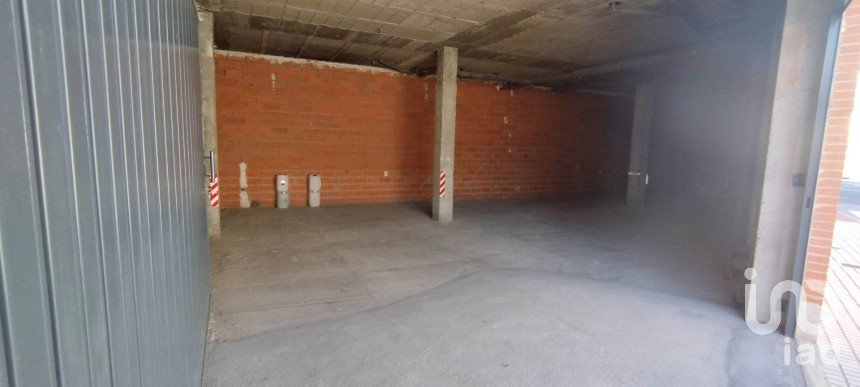 Shop / premises commercial of 100 m² in Castellanos de Moriscos (37439)