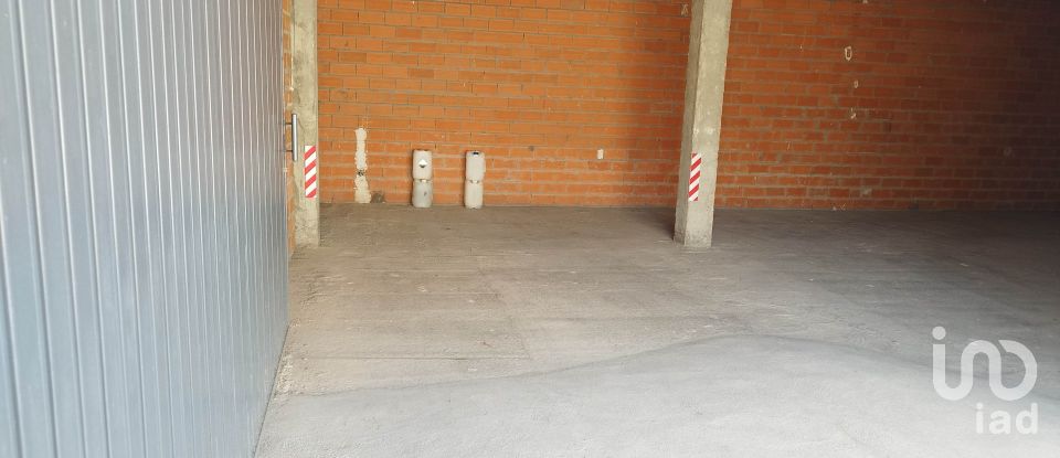 Shop / premises commercial of 100 m² in Castellanos de Moriscos (37439)