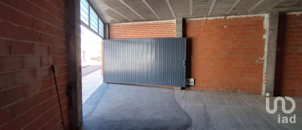 Shop / premises commercial of 100 m² in Castellanos de Moriscos (37439)