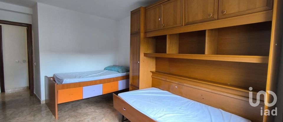 Pis 3 habitacions de 86 m² a La Robla (24640)