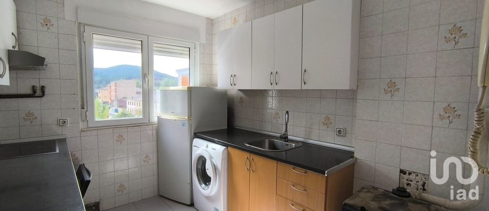 Pis 3 habitacions de 86 m² a La Robla (24640)