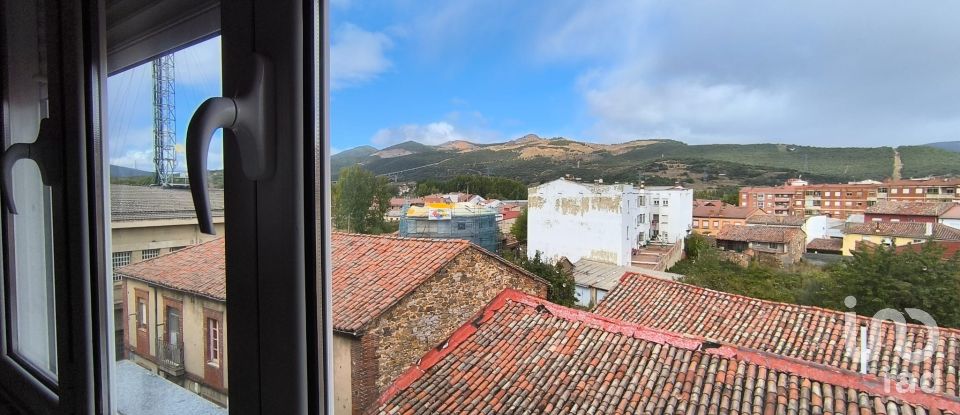 Apartment 3 bedrooms of 86 m² in La Robla (24640)