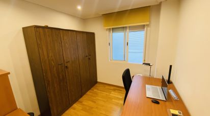 Pis 3 habitacions de 115 m² a Alicante/Alacant (03004)