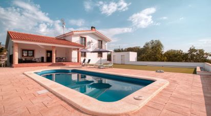 Cottage 5 bedrooms of 420 m² in Albatera (03340)