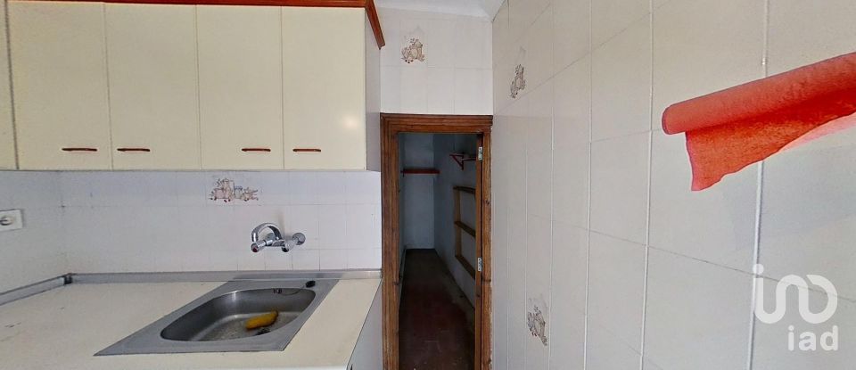 Casa 4 habitacions de 406 m² a Onil (03430)