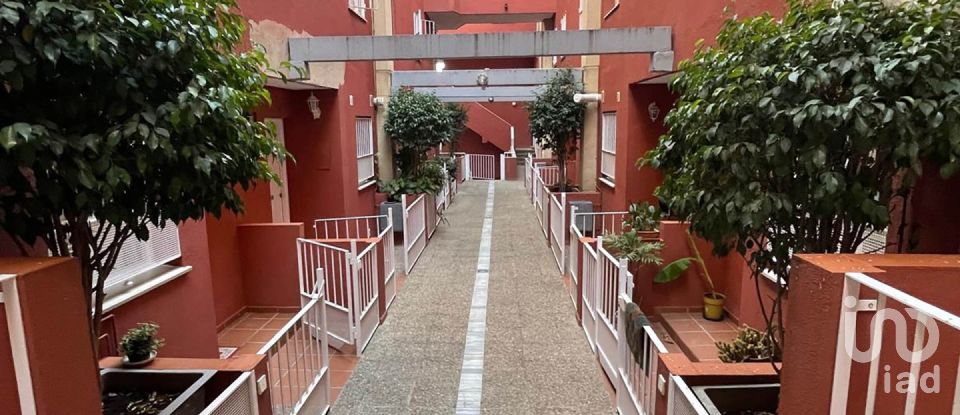 Pis 3 habitacions de 97 m² a San Juan de Aznalfarache (41920)