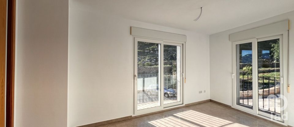 Maison 3 chambres de 120 m² à Pedreguer (03750)