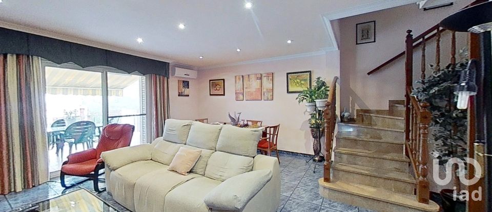 House 5 bedrooms of 223 m² in Tarragona (43006)