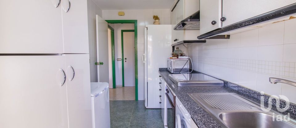 Pis 3 habitacions de 93 m² a El Portil (21459)