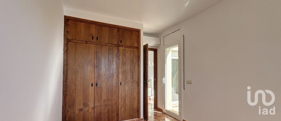 Gîte 3 chambres de 297 m² à Olivella (08818)