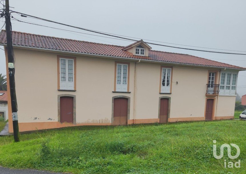 Gîte 5 chambres de 424 m² à Sedes (15596)