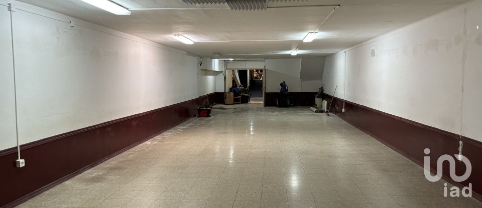 Botiga / Local comercial de 352 m² a Barcelona (08027)