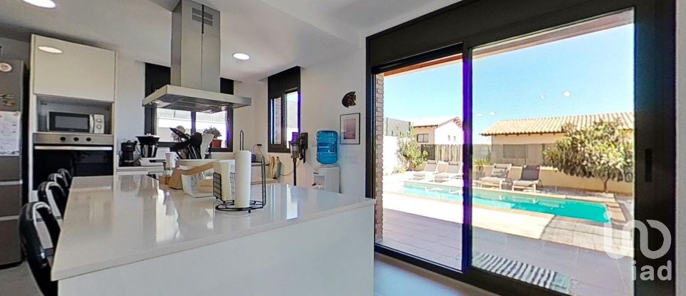 Casa 3 habitacions de 165 m² a Castellet i la Gornal (08729)