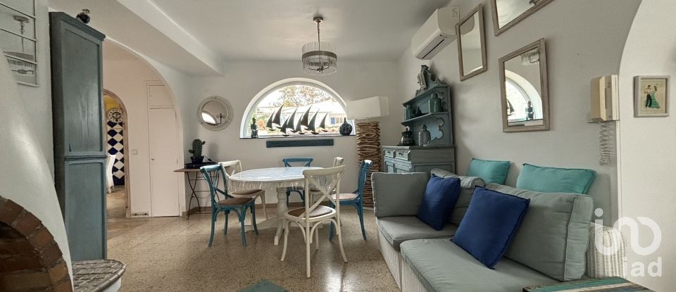 Lodge 4 bedrooms of 220 m² in Empuriabrava (17487)