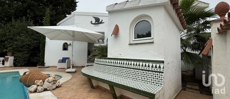 Gîte 4 chambres de 220 m² à Empuriabrava (17487)