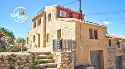 House 4 bedrooms of 267 m² in Alcala de La Jovada (03788)