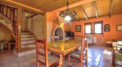 Casa 4 habitaciones de 267 m² en Alcala de La Jovada (03788)