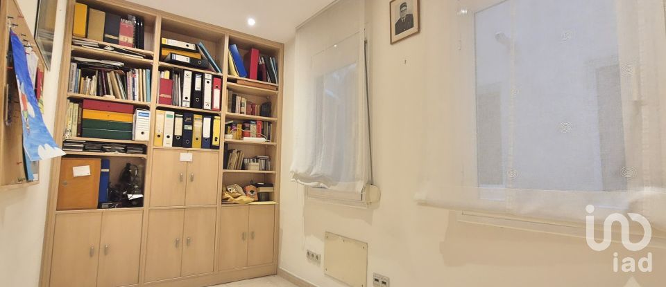 Pis 5 habitacions de 179 m² a Barcelona (08011)