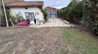 House 0 bedrooms of 600 m² in Sariegos del Bernesga (24121)