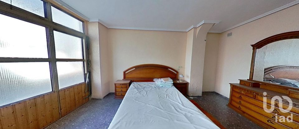 Gîte 5 chambres de 324 m² à Onil (03430)