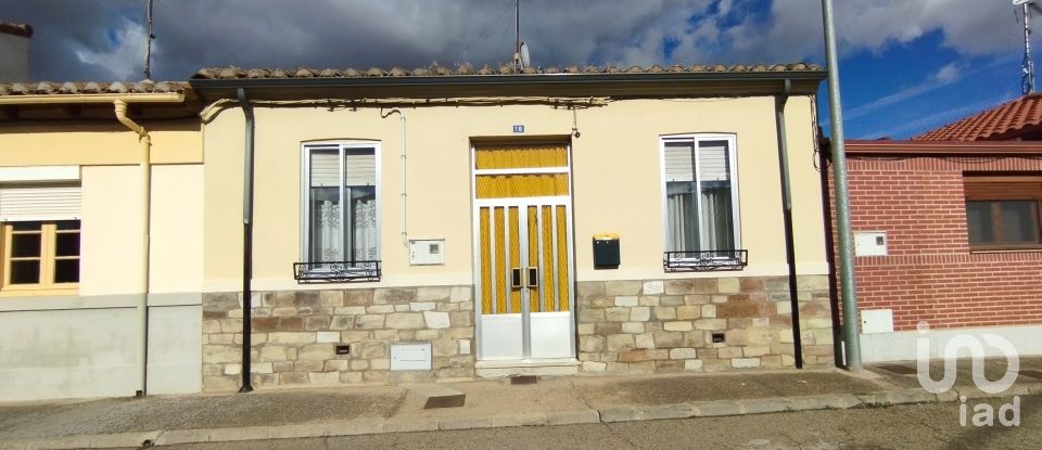 Maison 4 chambres de 139 m² à San Justo de la Vega (24710)