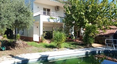 House 4 bedrooms of 213 m² in Calafell (43820)