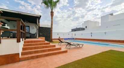 Casa 5 habitacions de 180 m² a Playa Blanca (35580)