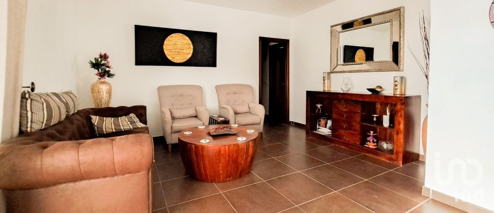 House 5 bedrooms of 180 m² in Playa Blanca (35580)