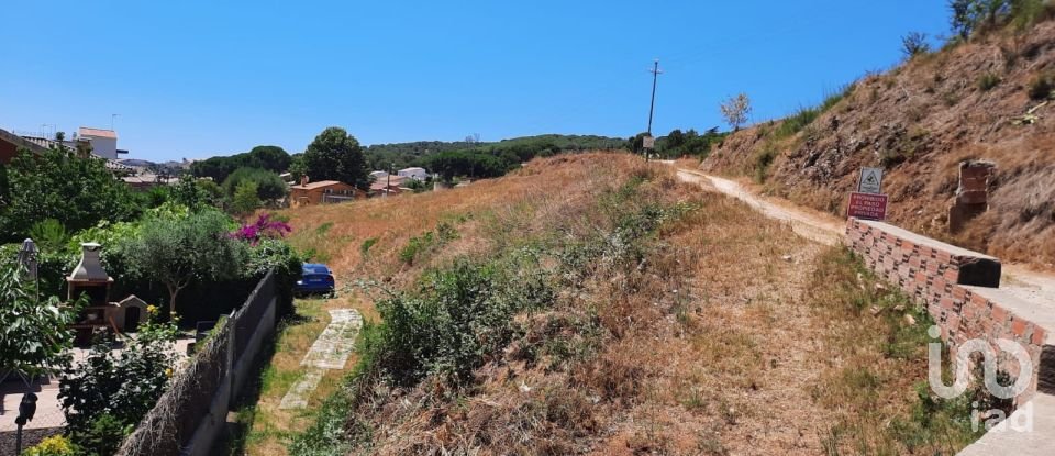 Terrain de 3 390 m² à Teià (08329)